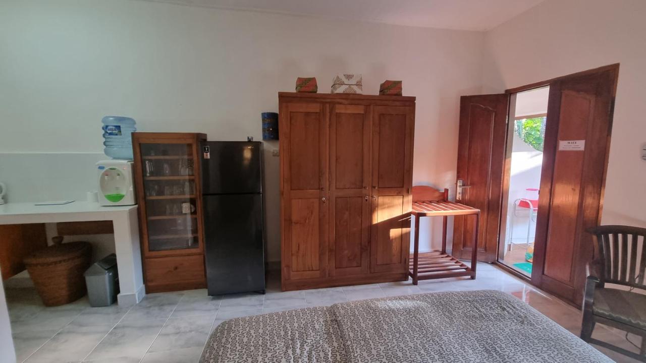 Catra Homestay Beach Apartments Candidasa Екстериор снимка